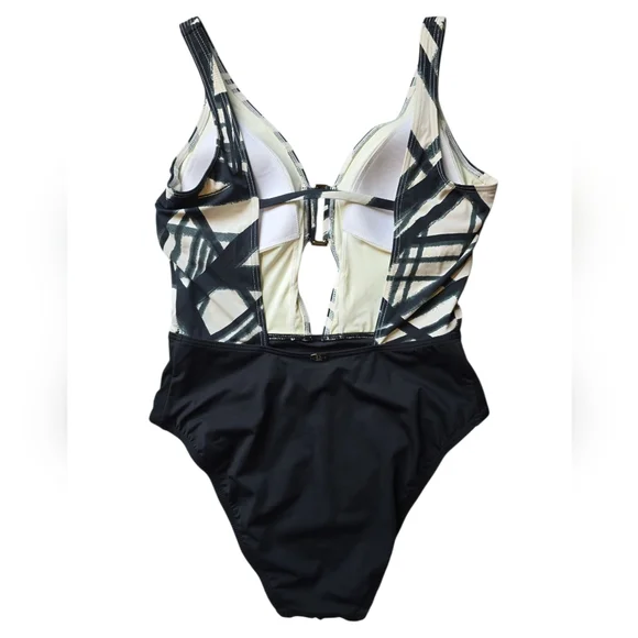 Miraclesuit Monochrome Graphic One Piece - Picture 5 of 11